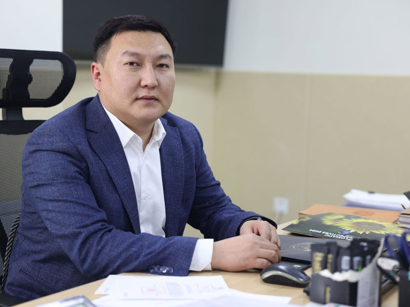 Ч.Хувьзаяа: Түргэн тусламж, гал команд, онцгой байдал, цагдаагийн машинд иргэн зам тавьж өгөөд торгуулсан тохиолдол нэг ч гараагүй